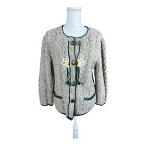 Sonnwend Cardigan with Green Details